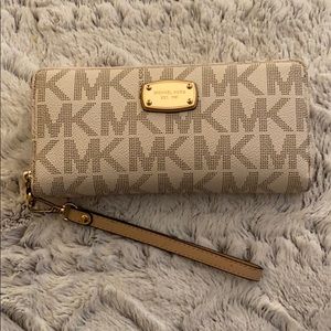 MK Wristlet/Wallet